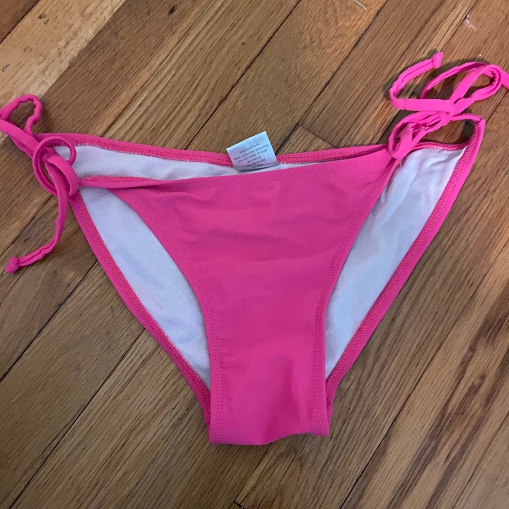 wet seal bottoms